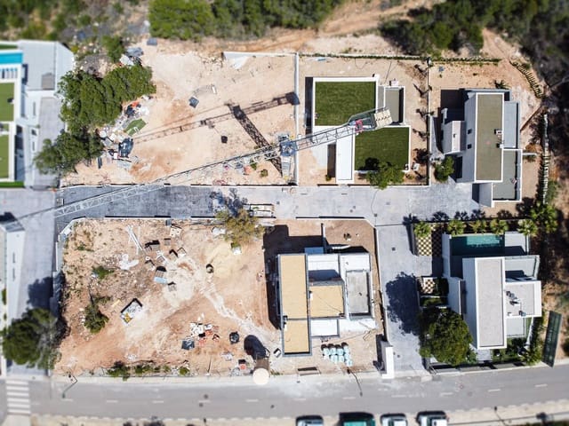 3 bedroom Villa for sale in Polop with pool - € 460,000 (Ref: 7065424)