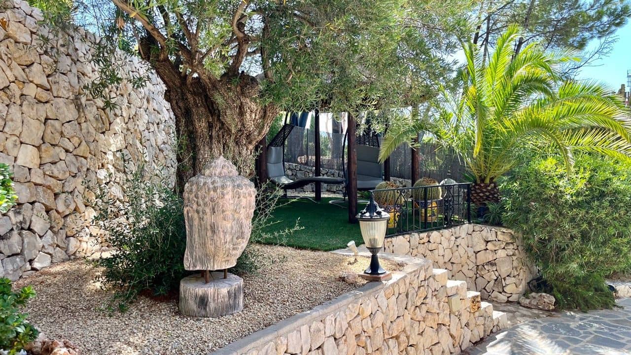 4 bedroom Villa for sale in Altea with pool - € 1,795,000 (Ref: 7087533)