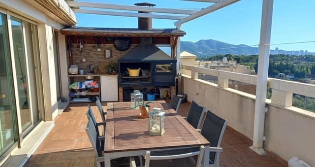 Apartamento de 6 habitaciones en Alfaz del Pi / L'Alfàs del Pi en venta con piscina garaje - 425.000 € (Ref: 7450622)