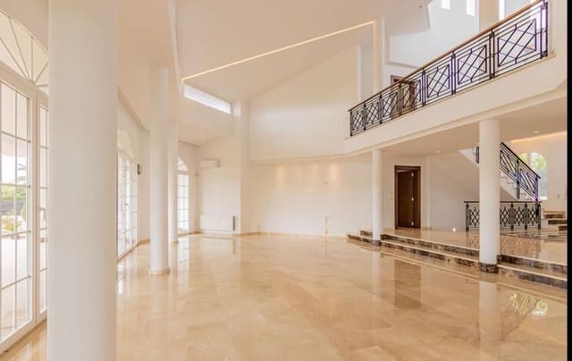 Chalet de 5 habitaciones en Alfaz del Pi / L'Alfàs del Pi en venta con piscina garaje - 1.600.000 € (Ref: 7462882)