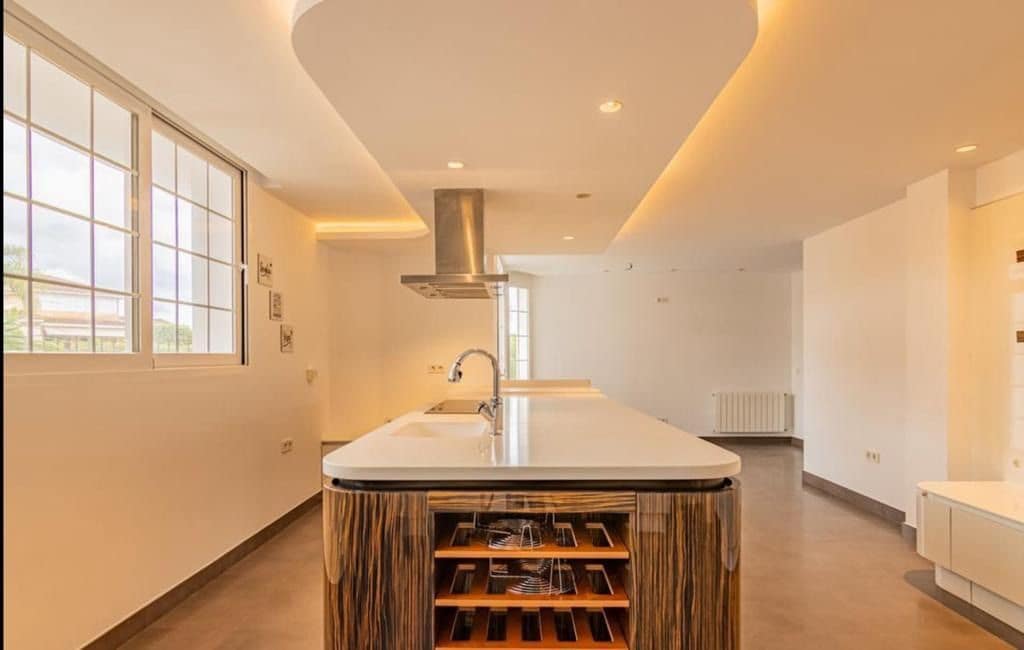 5 Zimmer Villa zu verkaufen in Alfaz del Pi / L'Alfas del Pi mit Pool Garage - 1.600.000 € (Ref: 7462882)