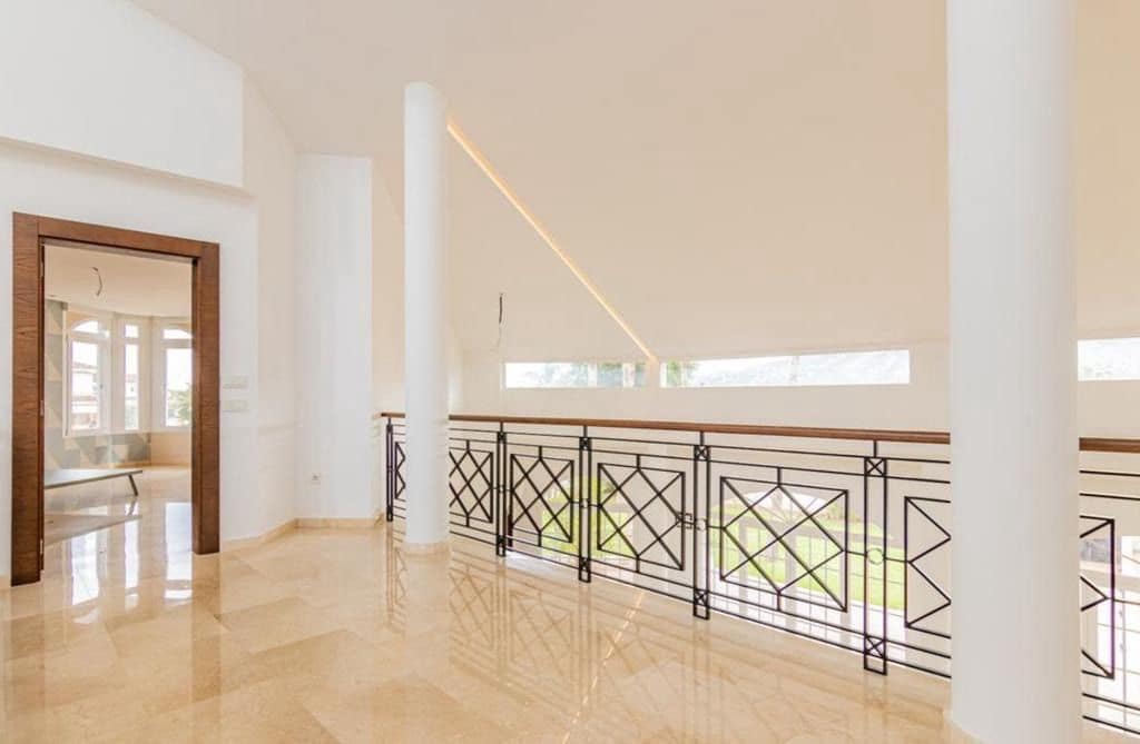 5 Zimmer Villa zu verkaufen in Alfaz del Pi / L'Alfas del Pi mit Pool Garage - 1.600.000 € (Ref: 7462882)