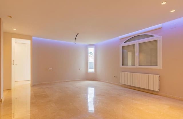 Chalet de 5 habitaciones en Alfaz del Pi / L'Alfàs del Pi en venta con piscina garaje - 1.600.000 € (Ref: 7462882)