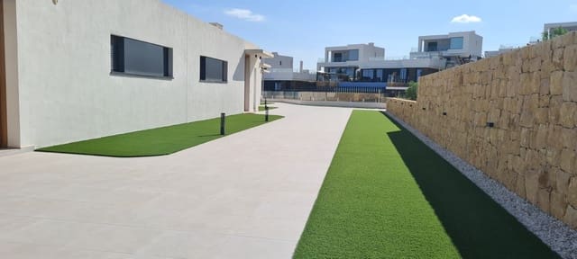 4 Zimmer Villa zu verkaufen in Finestrat mit Pool Garage - 690.000 € (Ref: 7714893)