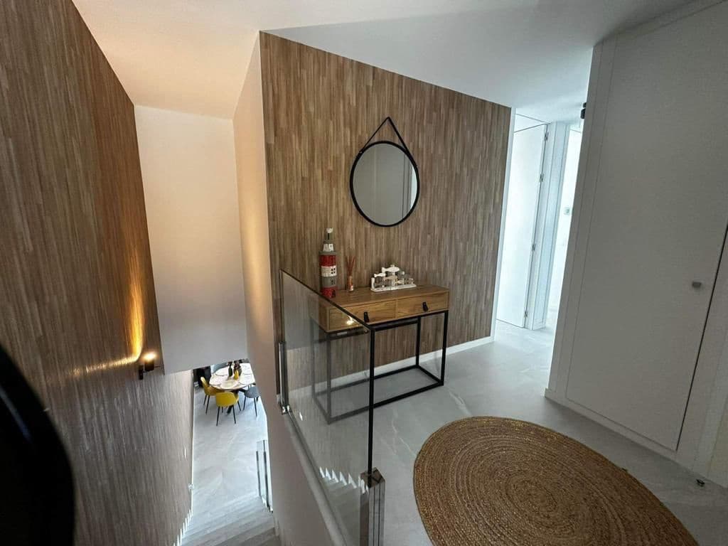 4 bedroom Villa for sale in Finestrat with pool garage - € 690,000 (Ref: 7714893)