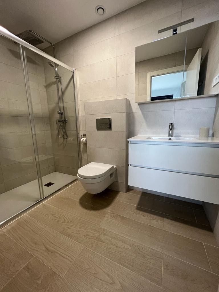 3 soveværelse Lejlighed til leje i Finestrat med swimmingpool - € 2.400 (Ref: 7734961)