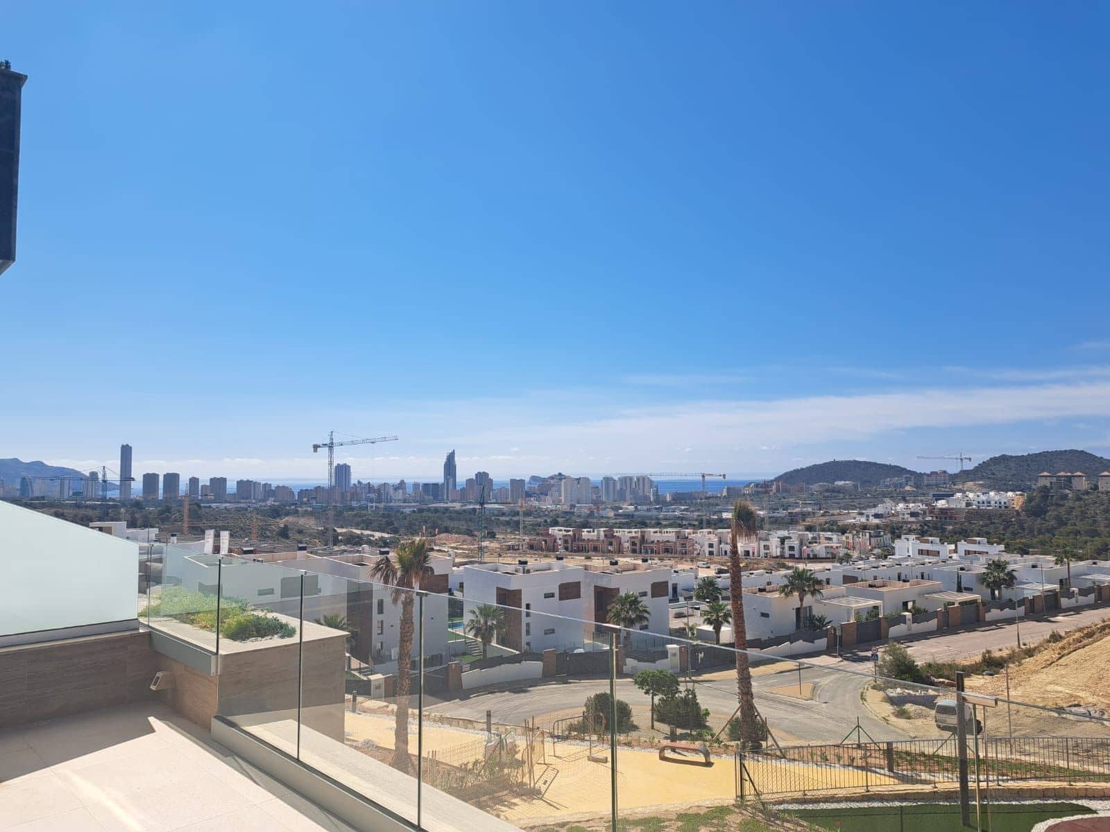 2 bedroom Apartment for sale in Finestrat with pool - € 380,000 (Ref: 7736403)