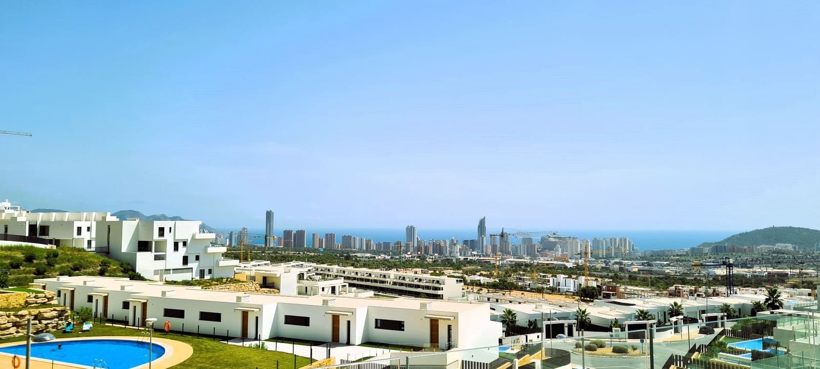 4 bedroom Villa for sale in Finestrat with pool - € 680,000 (Ref: 7740739)