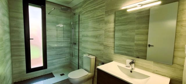 4 quarto Moradia para venda em Finestrat com piscina - 680 000 € (Ref: 7740739)