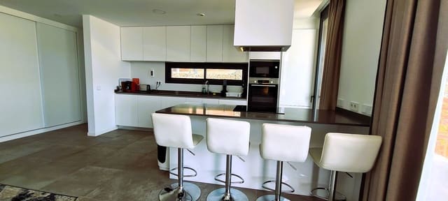 4 quarto Moradia para venda em Finestrat com piscina - 680 000 € (Ref: 7740739)