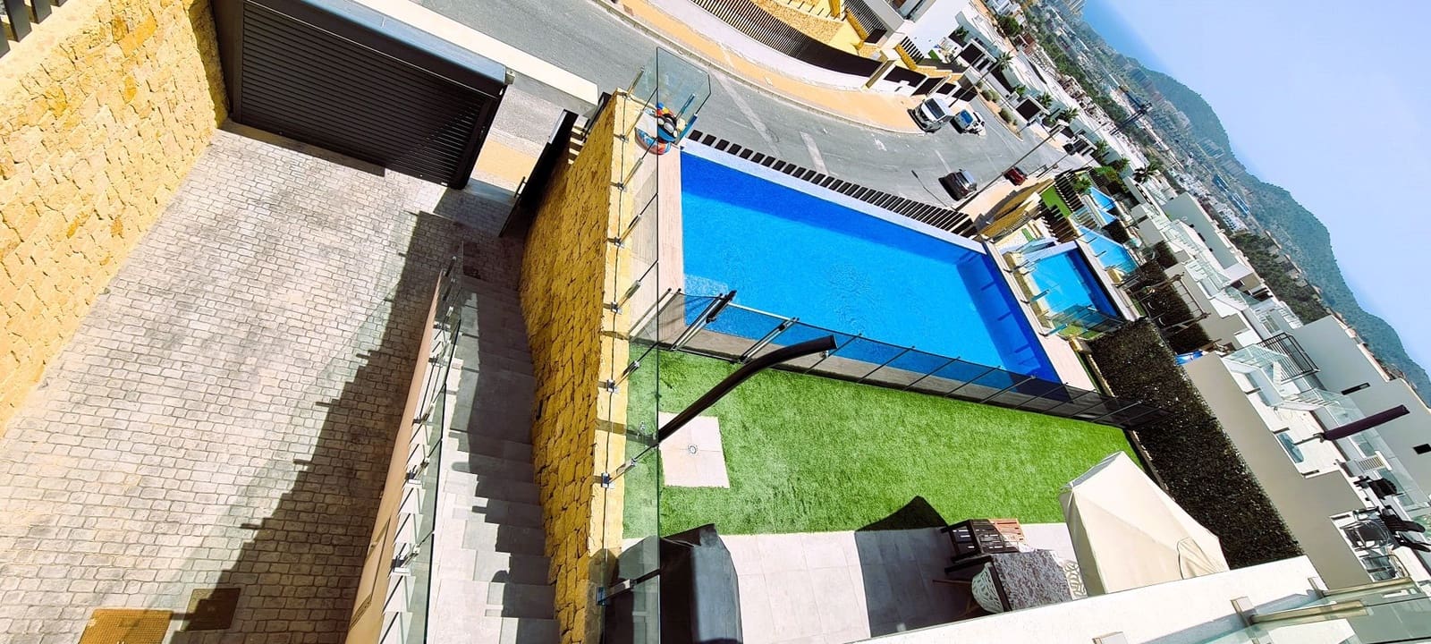 4 bedroom Villa for sale in Finestrat with pool - € 680,000 (Ref: 7740739)