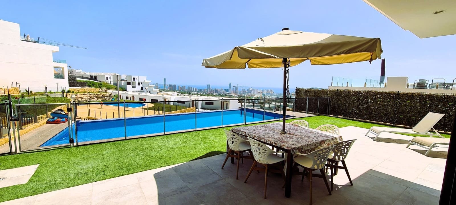 4 bedroom Villa for sale in Finestrat with pool - € 680,000 (Ref: 7740739)