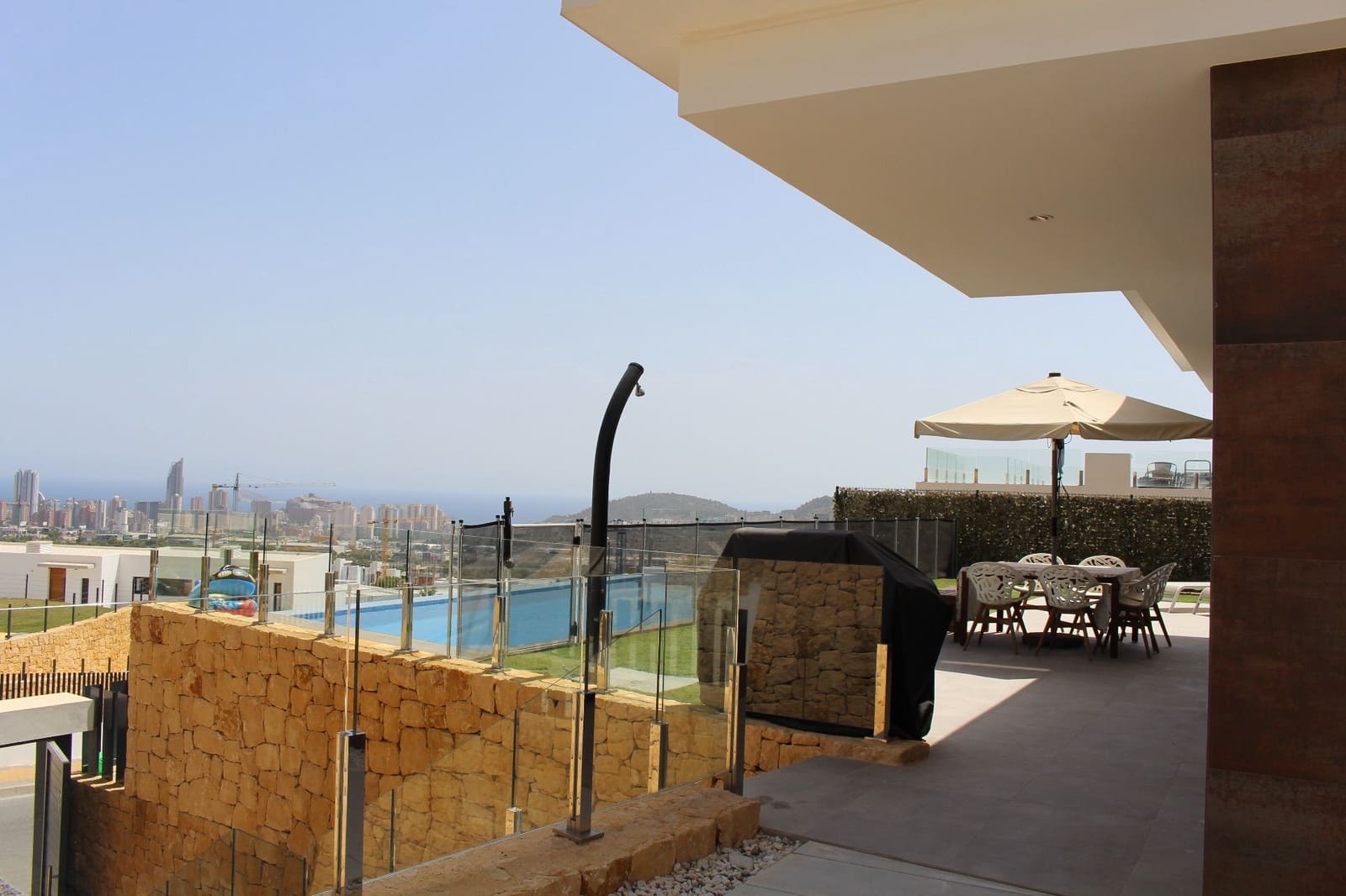 4 bedroom Villa for sale in Finestrat with pool - € 680,000 (Ref: 7740739)