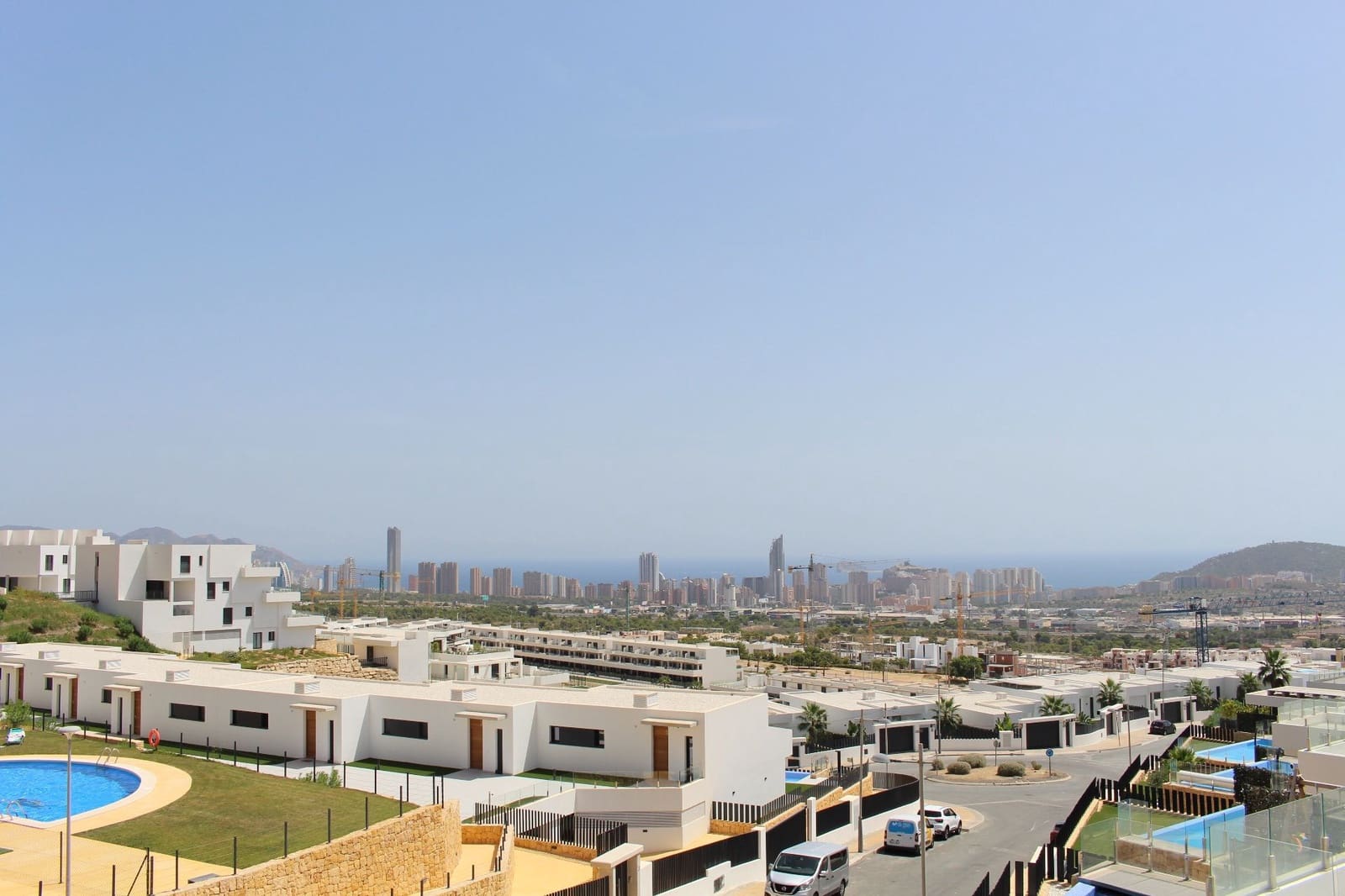 4 bedroom Villa for sale in Finestrat with pool - € 680,000 (Ref: 7740739)