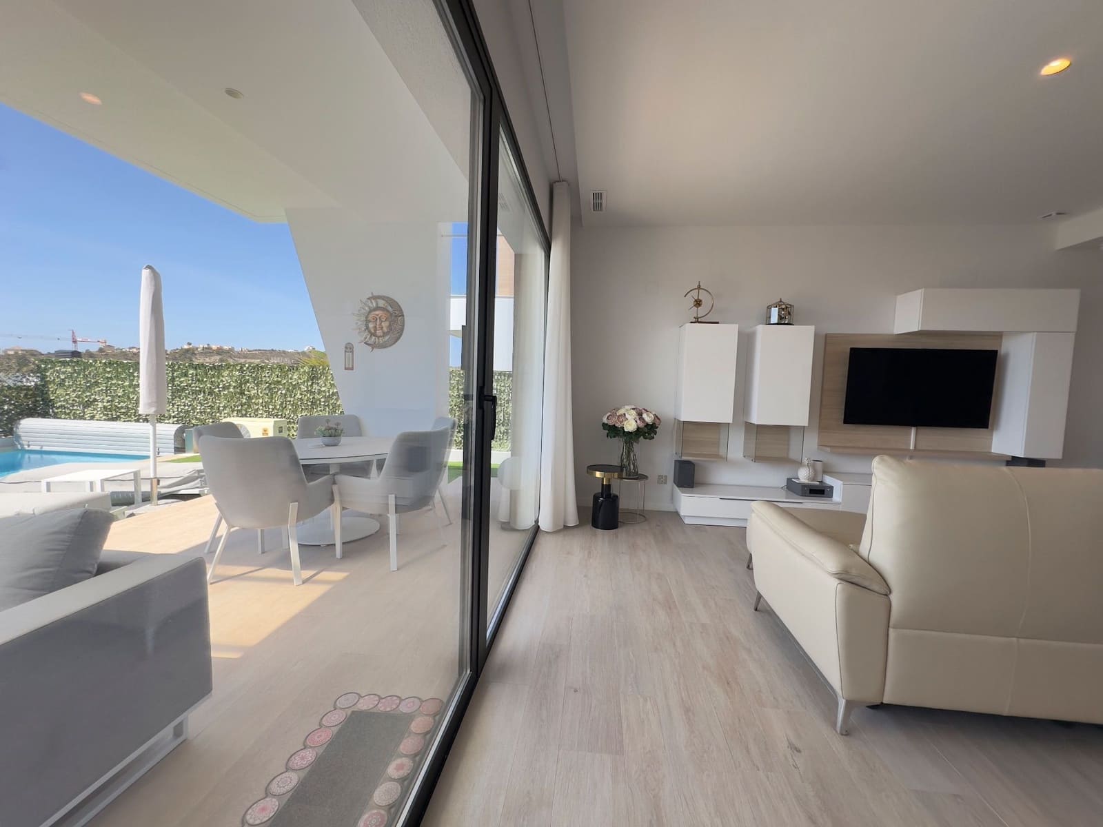 3 bedroom Villa for sale in Finestrat with pool garage - € 565,000 (Ref: 8634205)