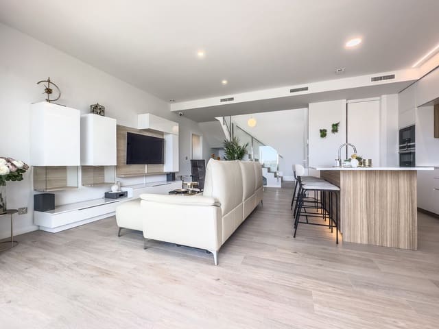 3 bedroom Villa for sale in Finestrat with pool garage - € 565,000 (Ref: 8634205)