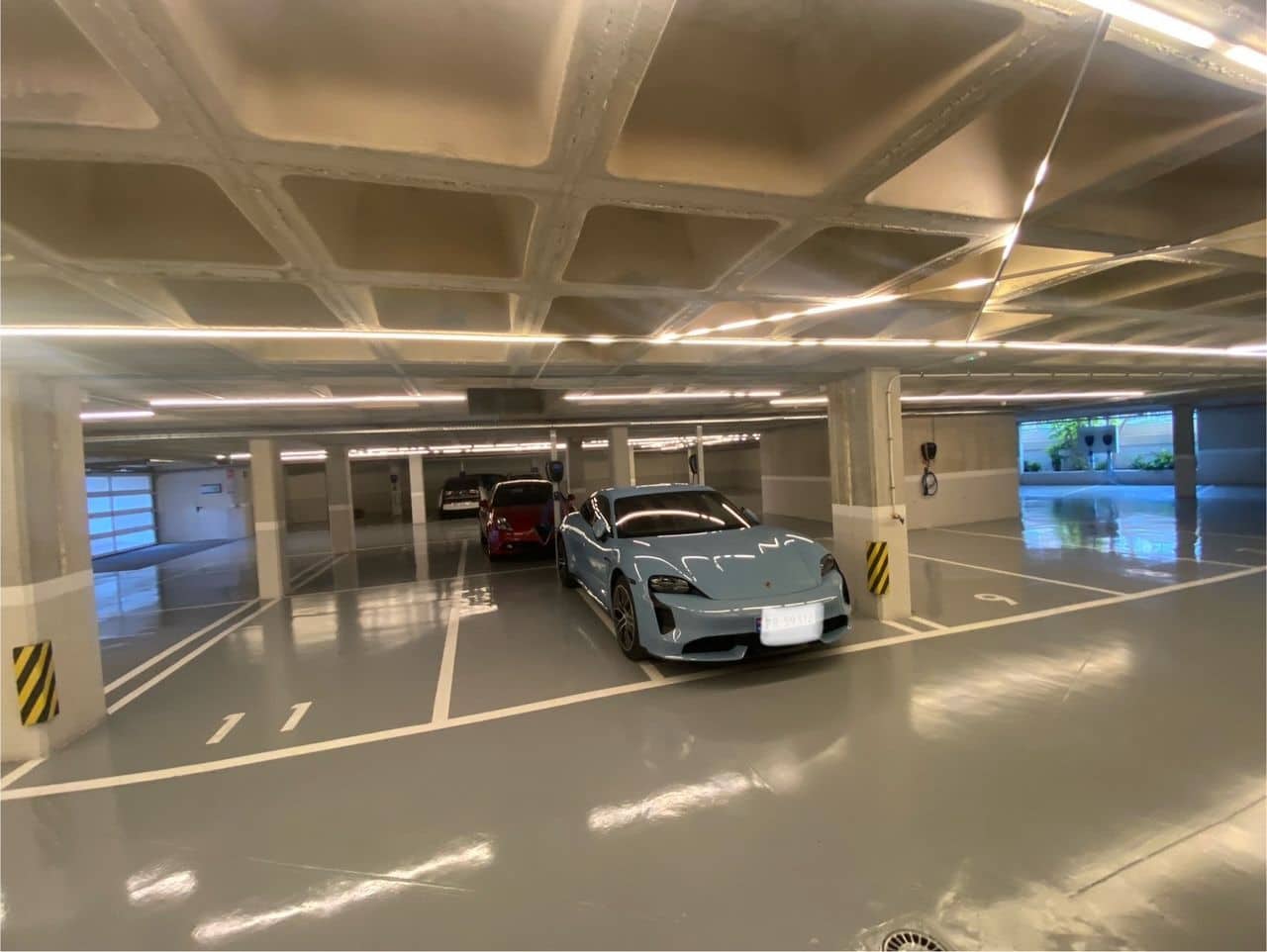 2 bedroom Apartment for sale in Benidorm with pool garage - € 1,100,000 (Ref: 8866885)