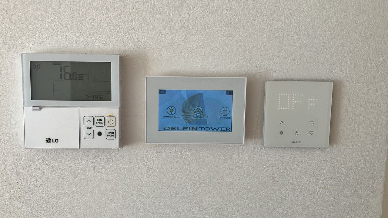 2 bedroom Apartment for sale in Benidorm with pool garage - € 1,100,000 (Ref: 8866885)