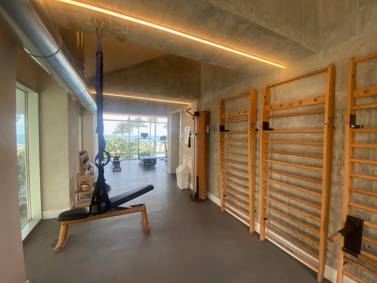 2 bedroom Apartment for sale in Benidorm with pool garage - € 1,100,000 (Ref: 8866885)