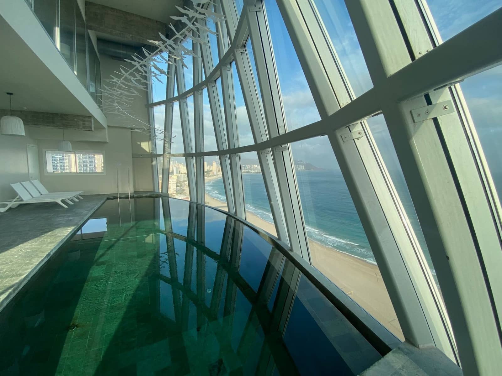 2 bedroom Apartment for sale in Benidorm with pool garage - € 1,100,000 (Ref: 8866885)