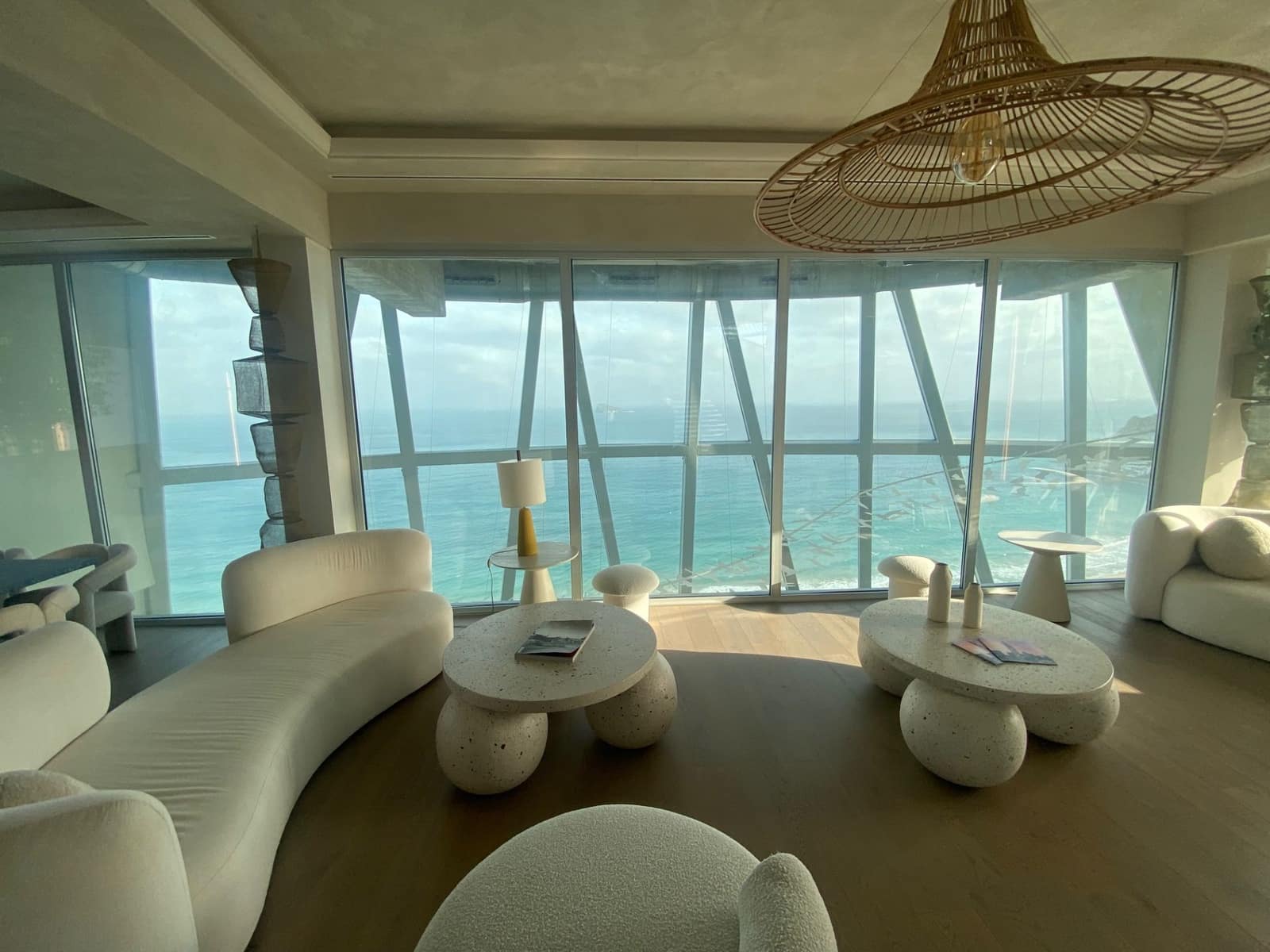 2 bedroom Apartment for sale in Benidorm with pool garage - € 1,100,000 (Ref: 8866885)