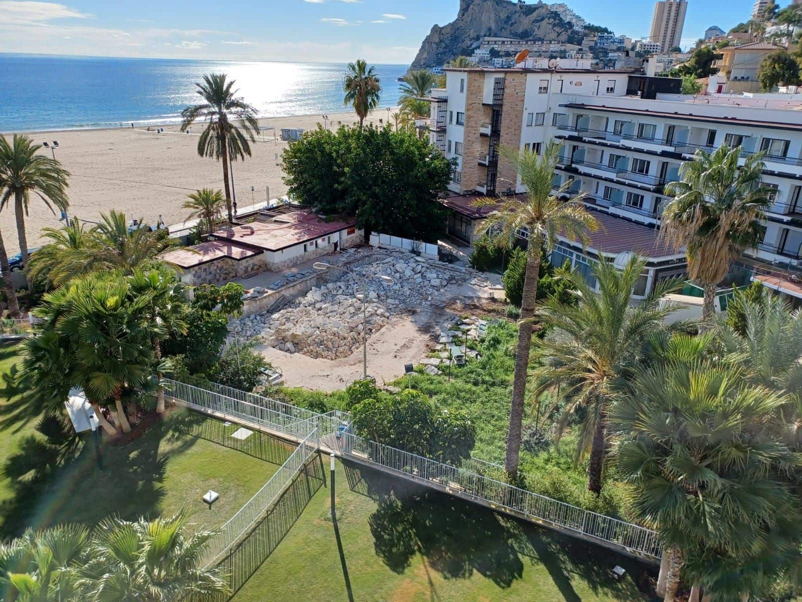 2 bedroom Apartment for sale in Benidorm with garage - € 600,000 (Ref: 8926068)