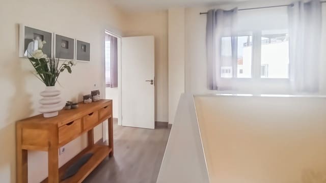 6 sypialnia Willa na sprzedaż w Albir z basenem garażem - 1 100 000 € (Ref: 9008413)