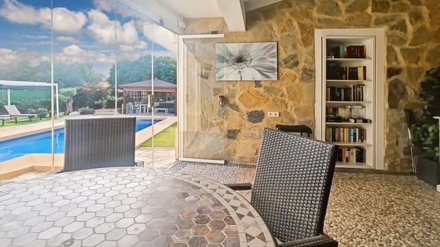 6 sypialnia Willa na sprzedaż w Albir z basenem garażem - 1 100 000 € (Ref: 9008413)