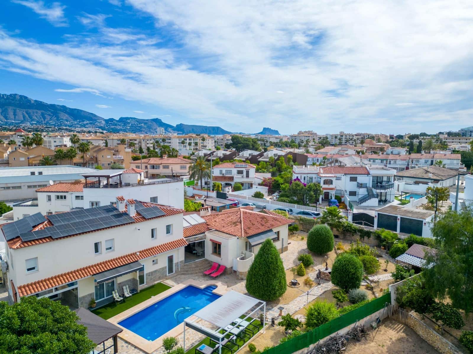 Chalet de 6 habitaciones en Albir en venta con piscina garaje - 1.100.000 € (Ref: 9008413)