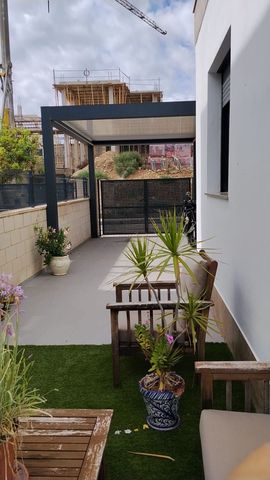 3 Zimmer Doppelhaus zu vermieten in Polop mit Pool Garage - 1.800 € (Ref: 9321445)