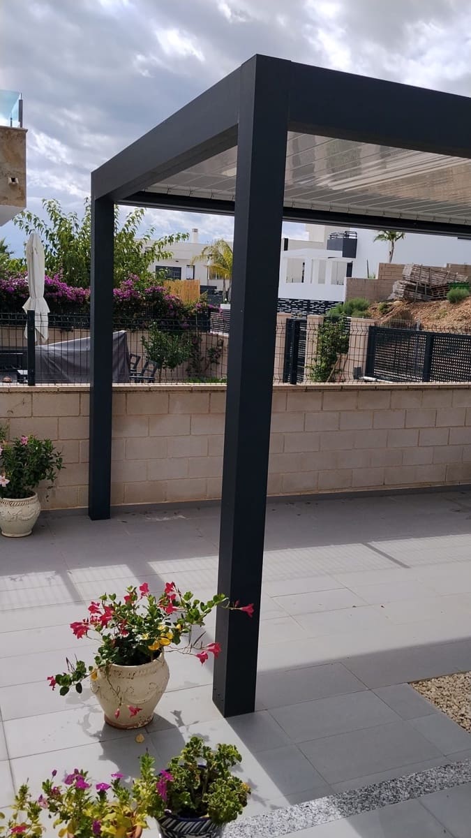 3 bedroom Semi-detached Villa for rent in Polop with pool garage - € 1,800 (Ref: 9321445)