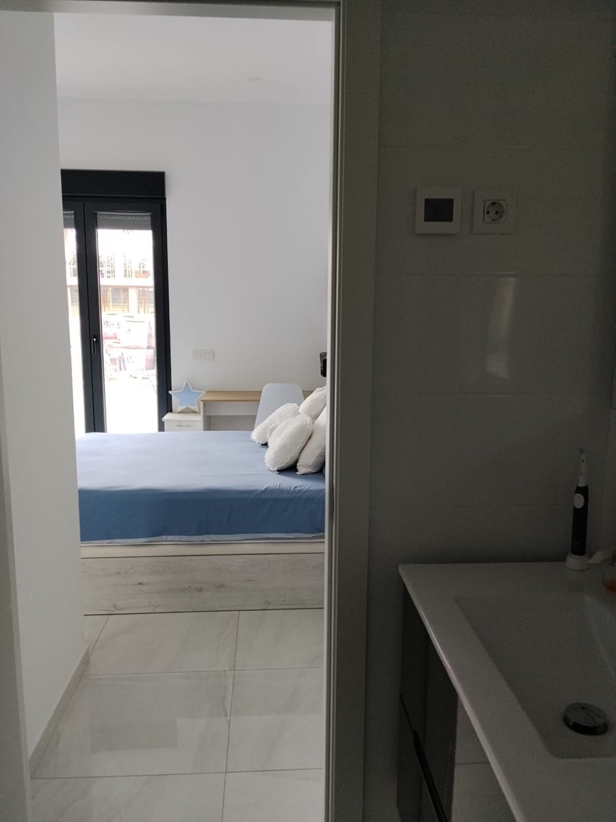 3 bedroom Semi-detached Villa for rent in Polop with pool garage - € 1,800 (Ref: 9321445)