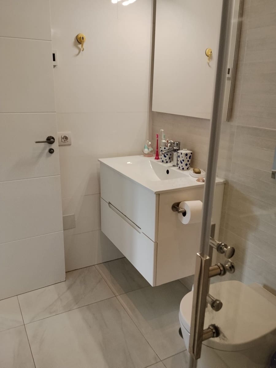 3 bedroom Semi-detached Villa for rent in Polop with pool garage - € 1,800 (Ref: 9321445)