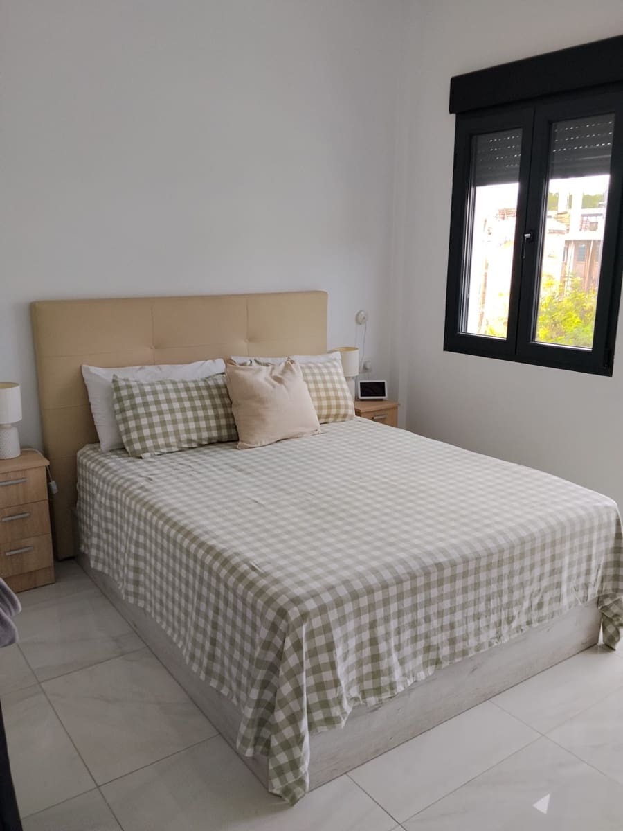 3 bedroom Semi-detached Villa for rent in Polop with pool garage - € 1,800 (Ref: 9321445)