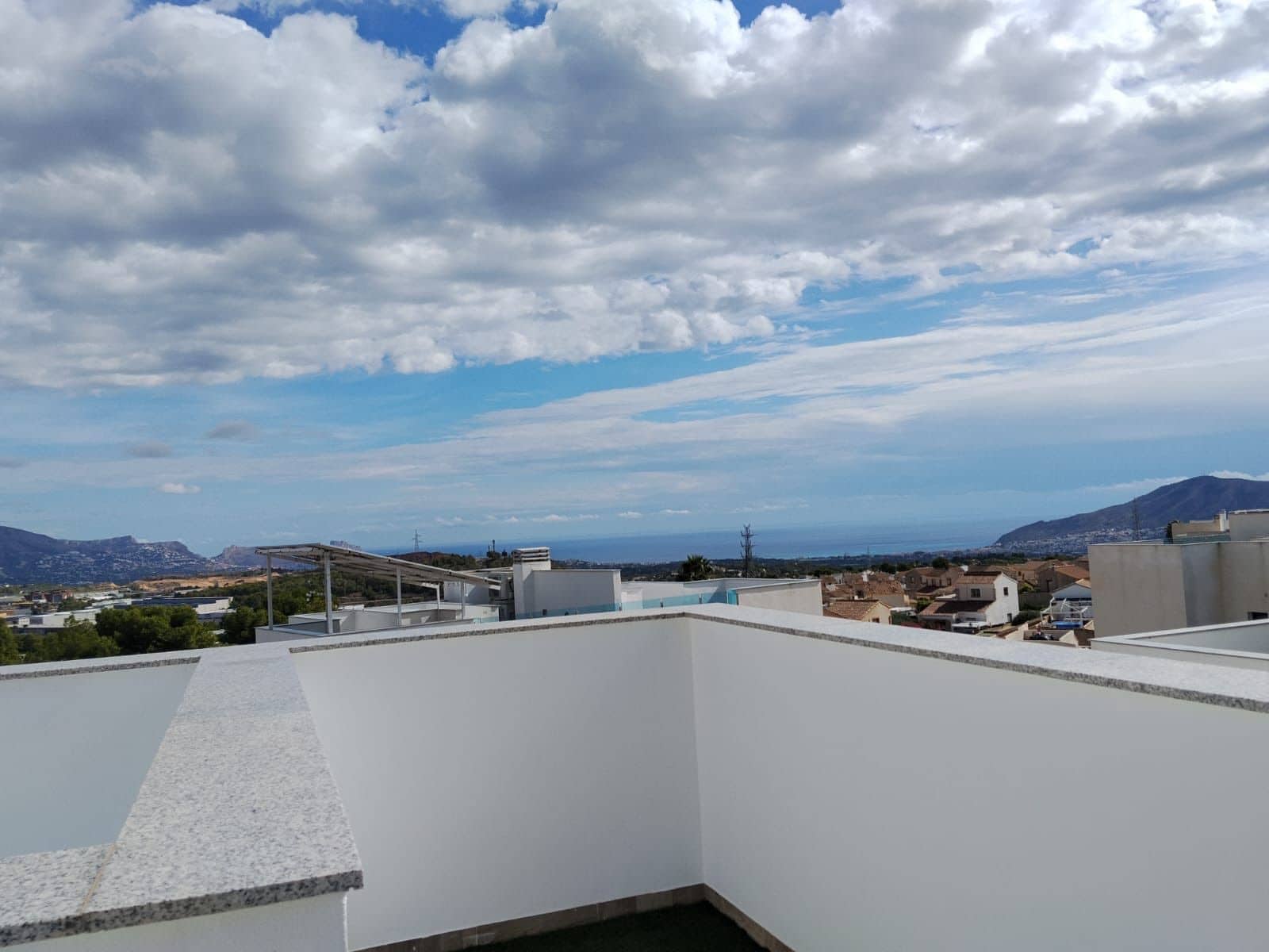 3 bedroom Semi-detached Villa for rent in Polop with pool garage - € 1,800 (Ref: 9321445)