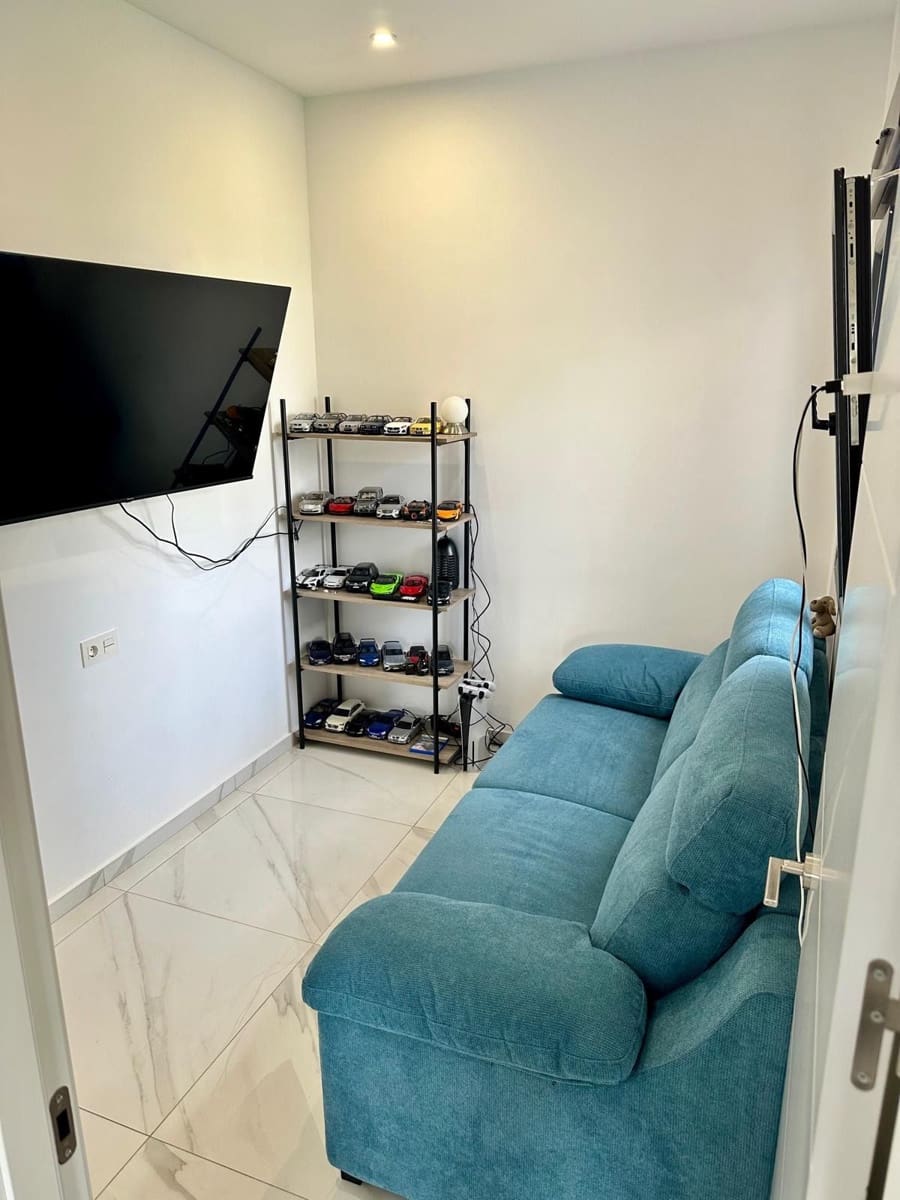 3 makuuhuone Paritalo myytävänä paikassa Polop mukana uima-altaan 
autotalli - 499 000 € (Ref: 9334357)