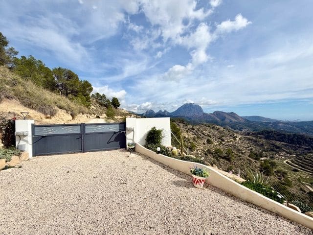 1 soverom Finca/Herregård til salgs i Sella med garasje - € 325 000 (Ref: 9356640)