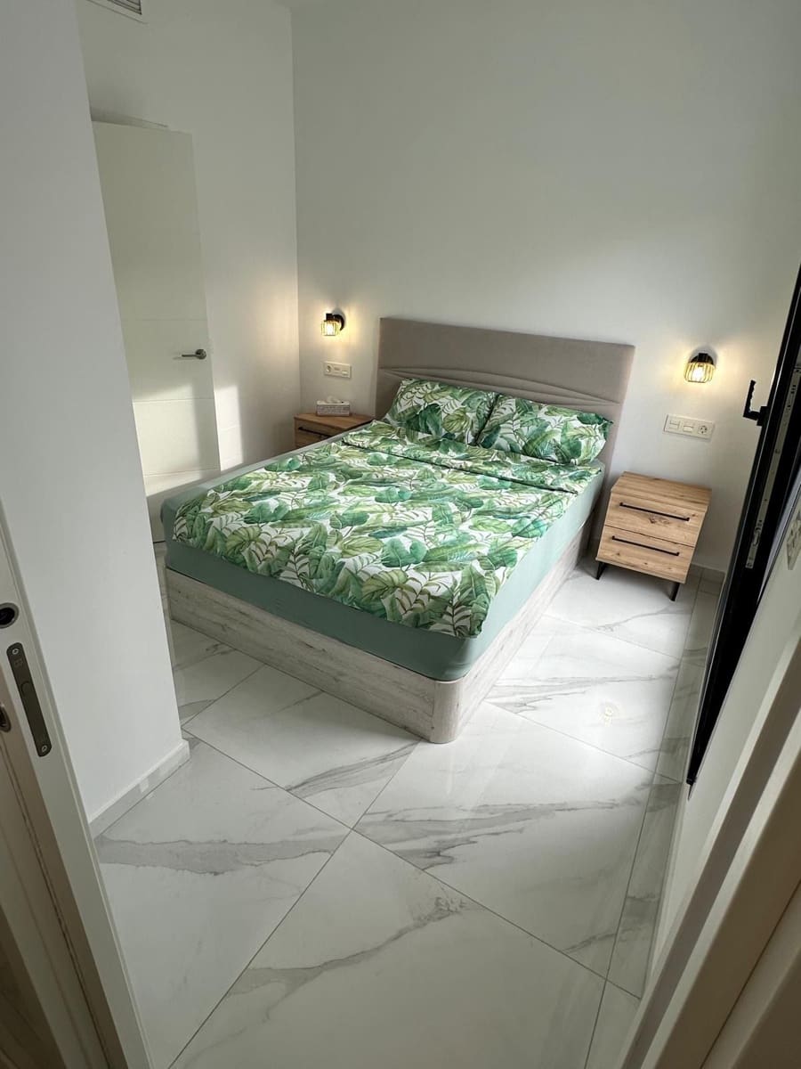 3 soverom Kjedet enebolig til leie i Polop med svømmebasseng garasje - € 2 550 (Ref: 9418882)