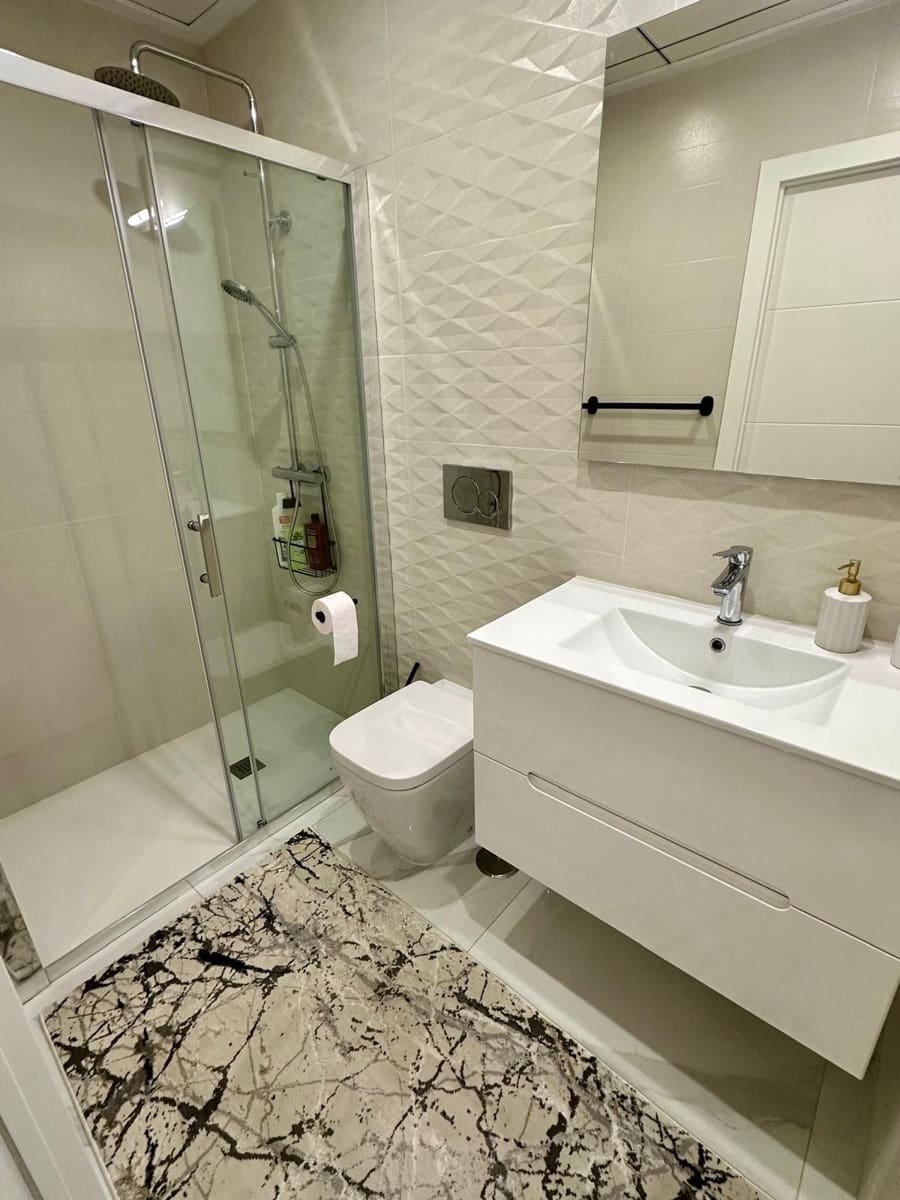 3 soverom Kjedet enebolig til leie i Polop med svømmebasseng garasje - € 2 550 (Ref: 9418882)