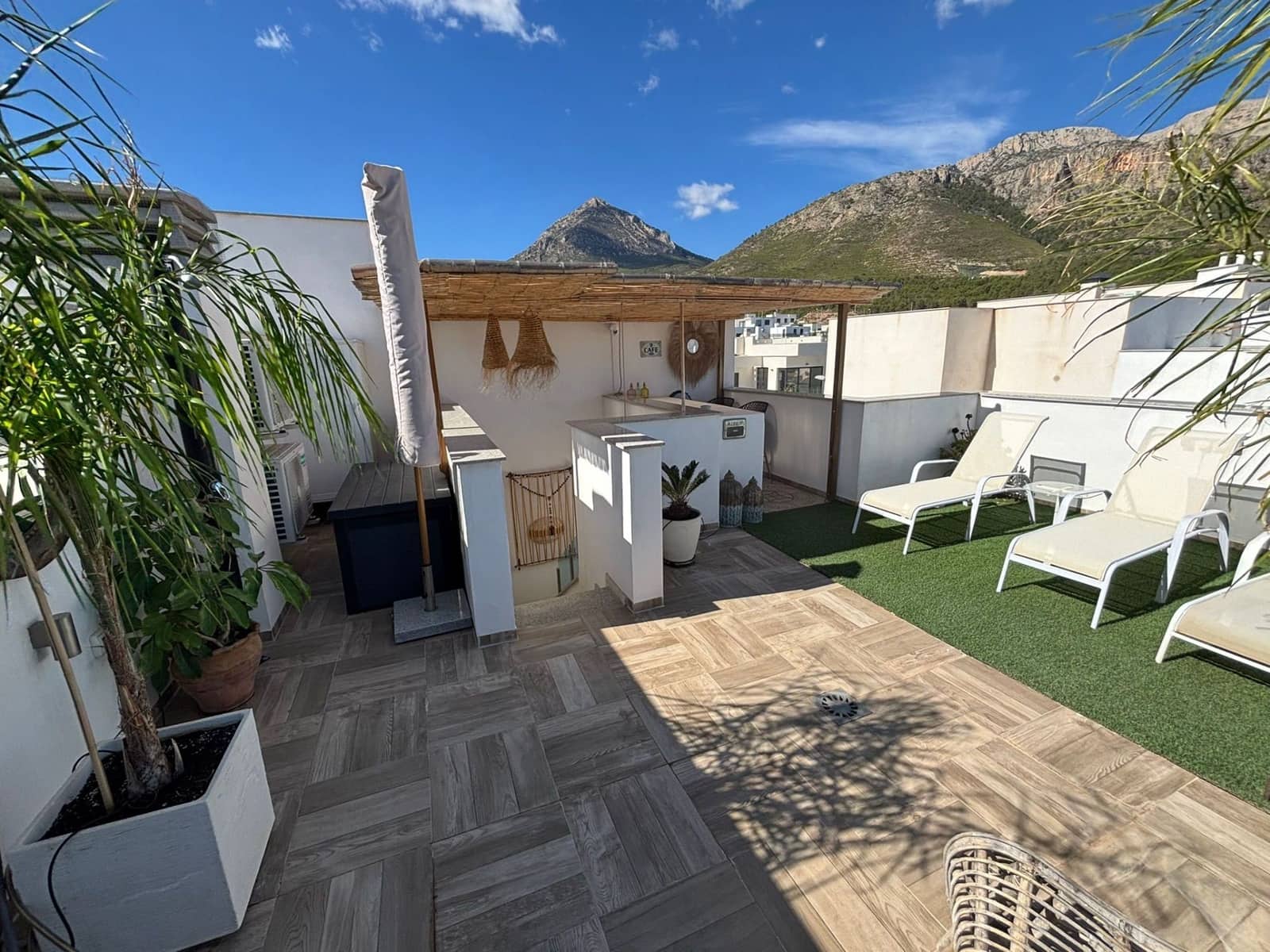 2 camera da letto Villetta Bifamiliare in vendita in Polop con piscina garage - 339.950 € (Rif: 9503810)