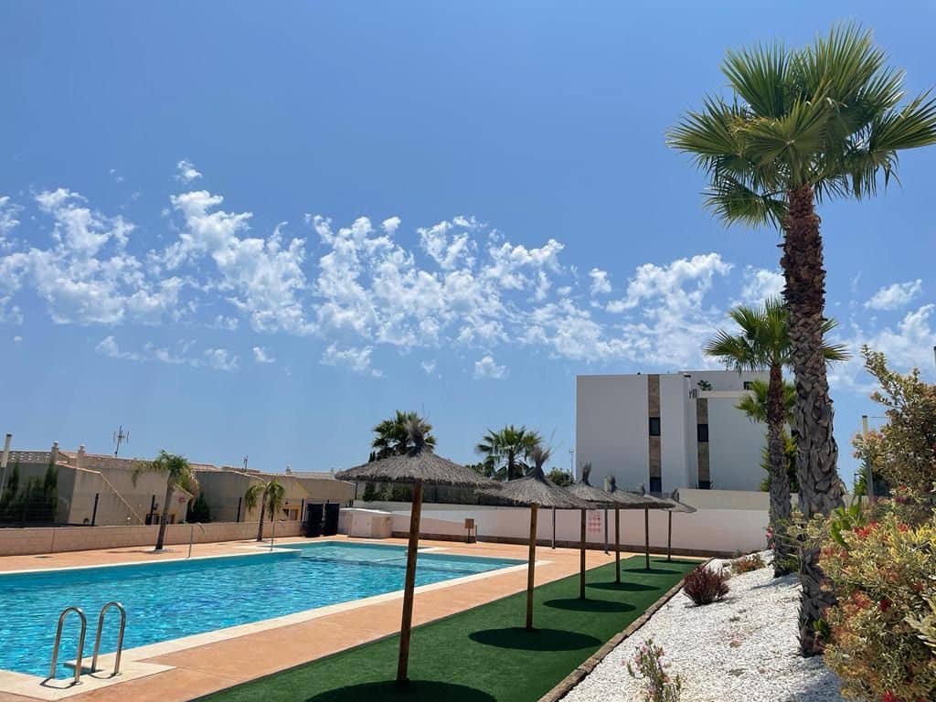 2 bedroom Flat for rent in Polop with pool garage - € 1,550 (Ref: 9610775)