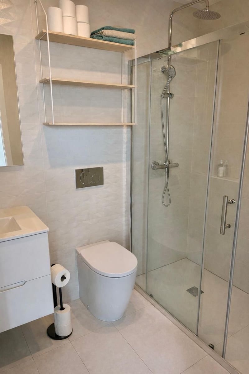 2 bedroom Flat for rent in Polop with pool garage - € 1,550 (Ref: 9610775)