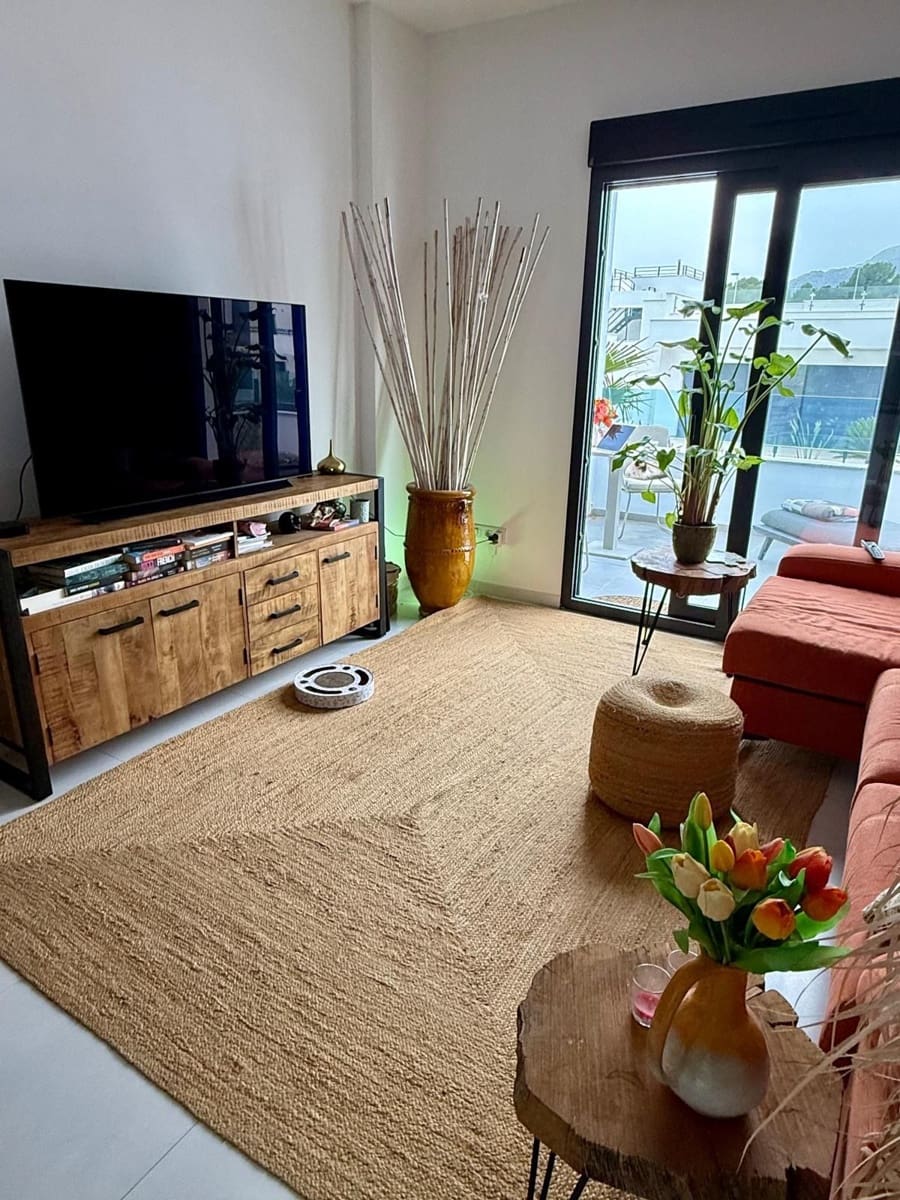 2 bedroom Flat for rent in Polop with pool garage - € 1,550 (Ref: 9610775)