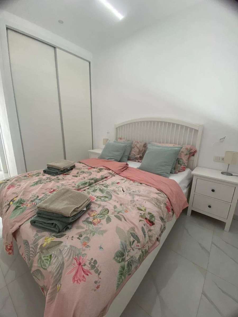 2 bedroom Flat for rent in Polop with pool garage - € 1,550 (Ref: 9610776)