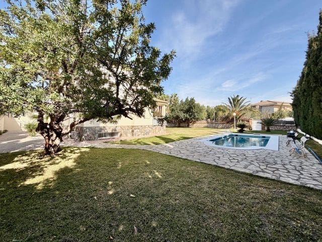 5 makuuhuone Huvila myytävänä paikassa San Juan de Alicante / Sant Joan d'Alacant mukana 
autotalli - 795 000 € (Ref: 9651191)