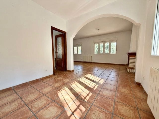 5 makuuhuone Huvila myytävänä paikassa San Juan de Alicante / Sant Joan d'Alacant mukana 
autotalli - 795 000 € (Ref: 9651191)