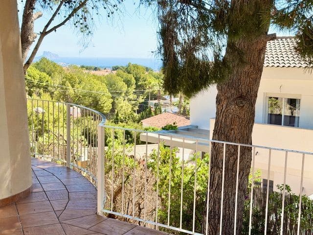 3 sovrum Villa till salu i La Nucia med pool garage - 495 000 € (Ref: 9731645)