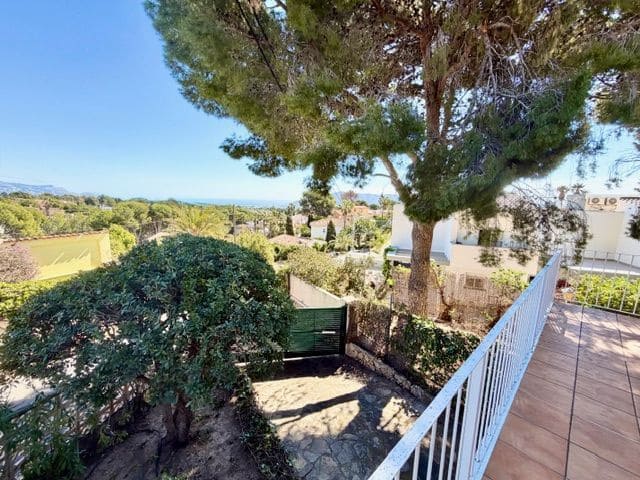 3 quarto Moradia para venda em La Nucia com piscina garagem - 495 000 € (Ref: 9731645)