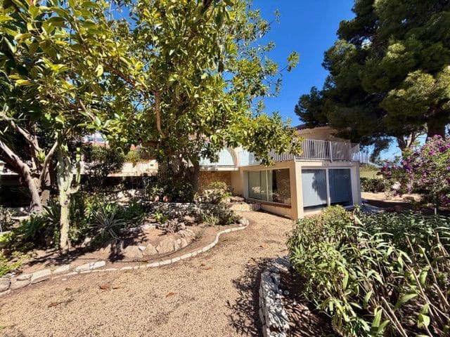 3 quarto Moradia para venda em La Nucia com piscina garagem - 495 000 € (Ref: 9731645)