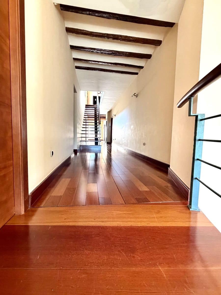 9 slaapkamer Villa te koop in Alcoy / Alcoi met zwembad garage - € 1.895.000 (Ref: 9861510)
